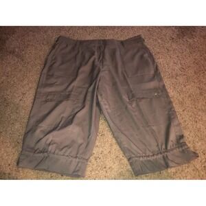 Tail Tech Women's Beige Tan Capri‎ Pants size 16 Poly Blend Cargo